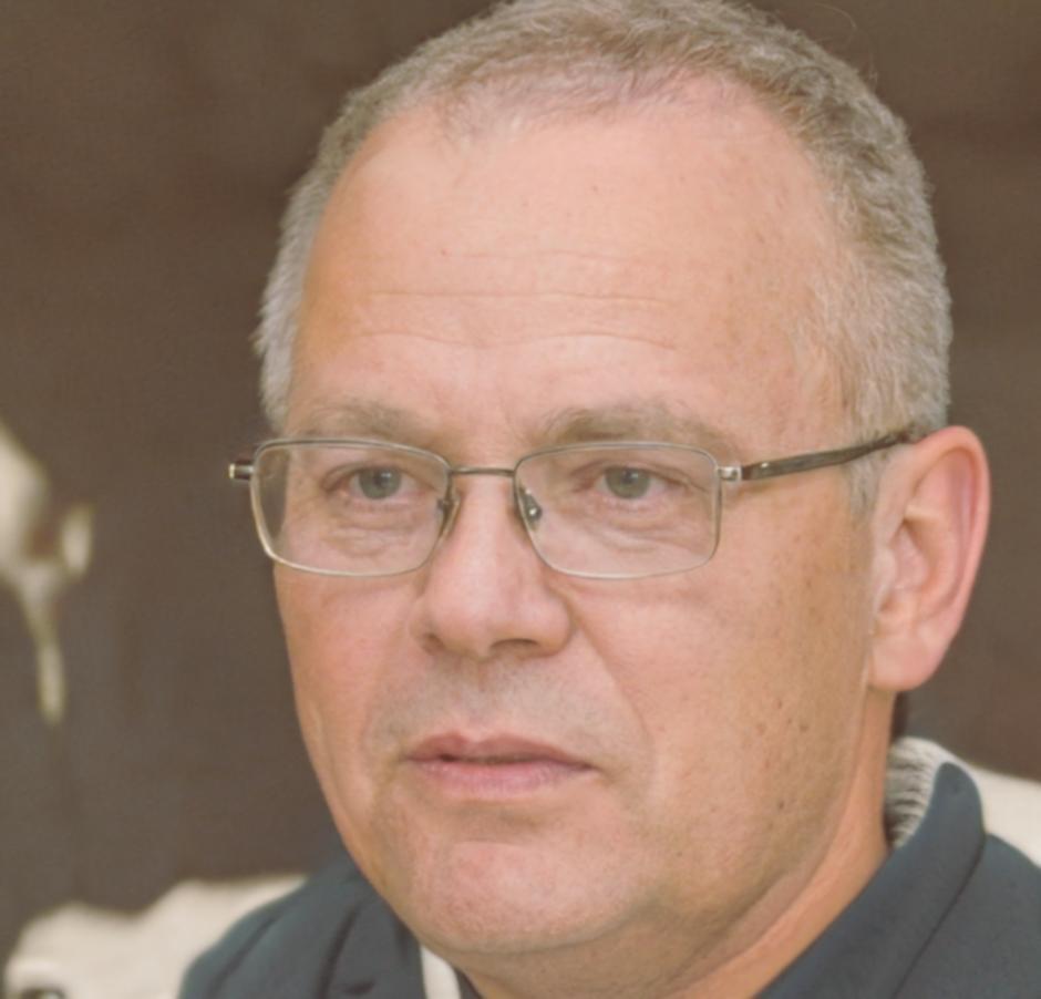 Imagen profesional de Oleguer Bauzà, analista financiero senior